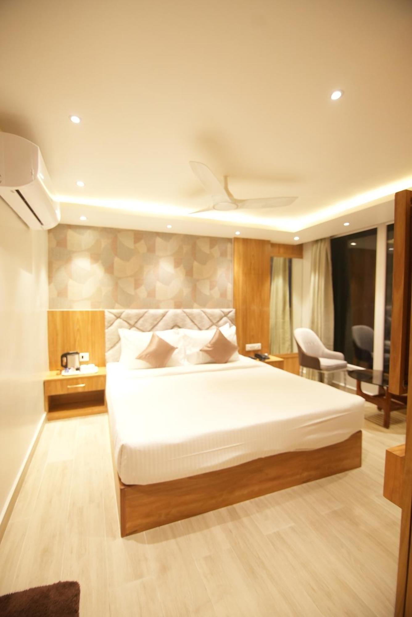 Hotel Dc Star Calcutta Extérieur photo